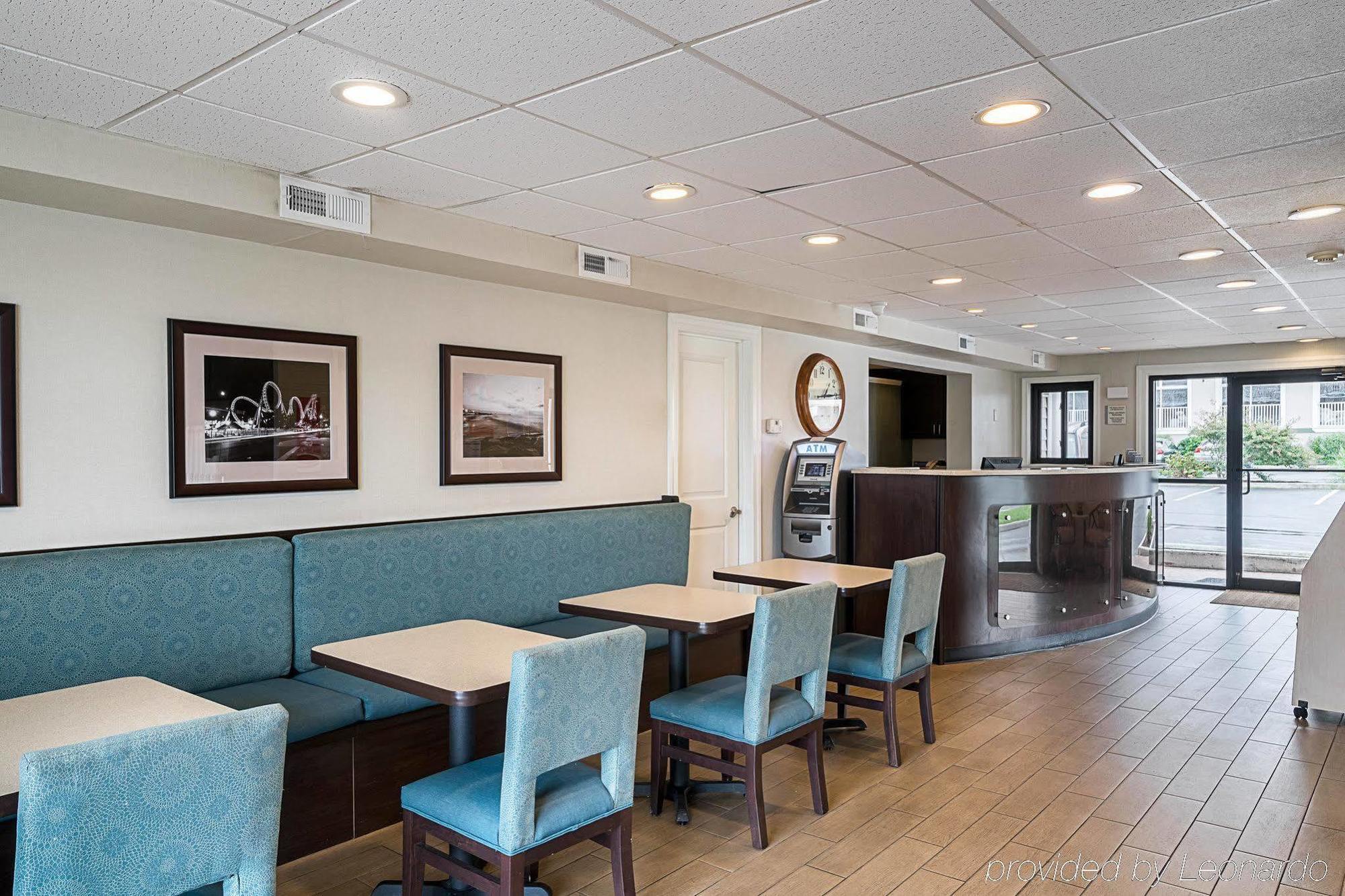 Quality Beachfront Inn 2*